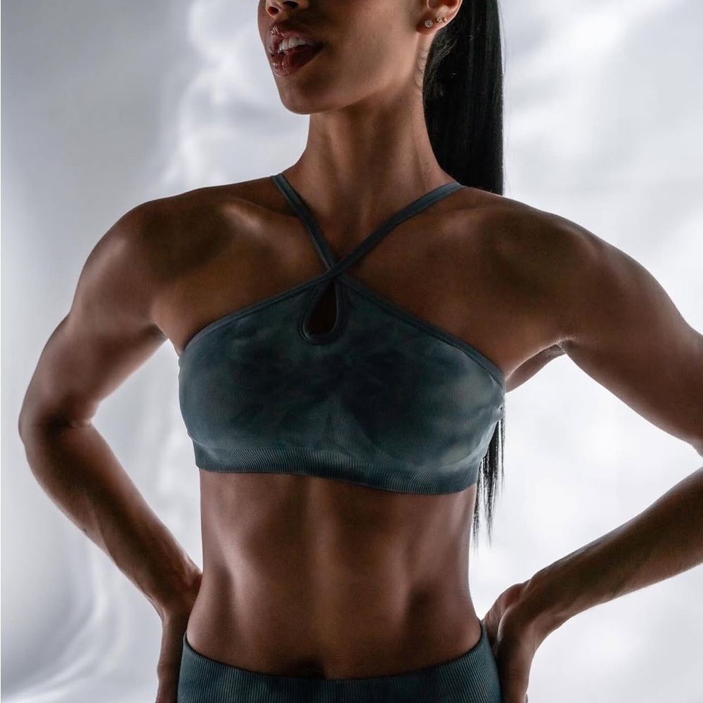 TLF Apparel Cosmic Seamless Keyhole Sports Bra